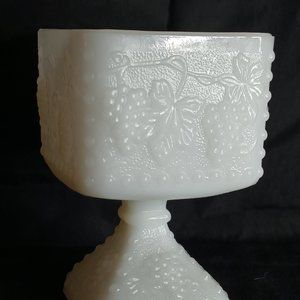 Milk Glass LIKE NEW Candy Snack Bowl Decor Storage Grape Vines Pedestal.  MG-01